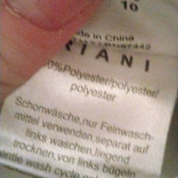 Riani    - Picture 11 of 11